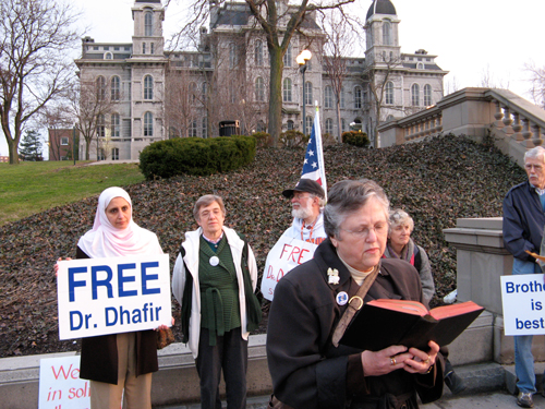 Ashcroft speaking at S.U. March 2007, protest/vigil